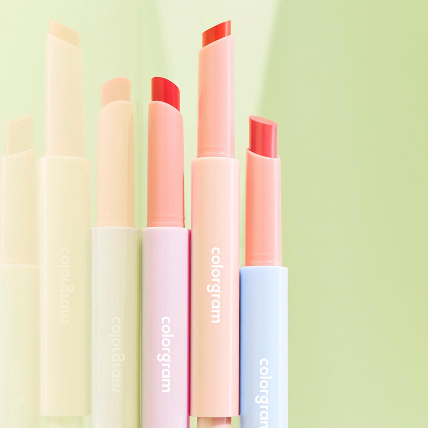 natural-looking lip gloss for everyday wear